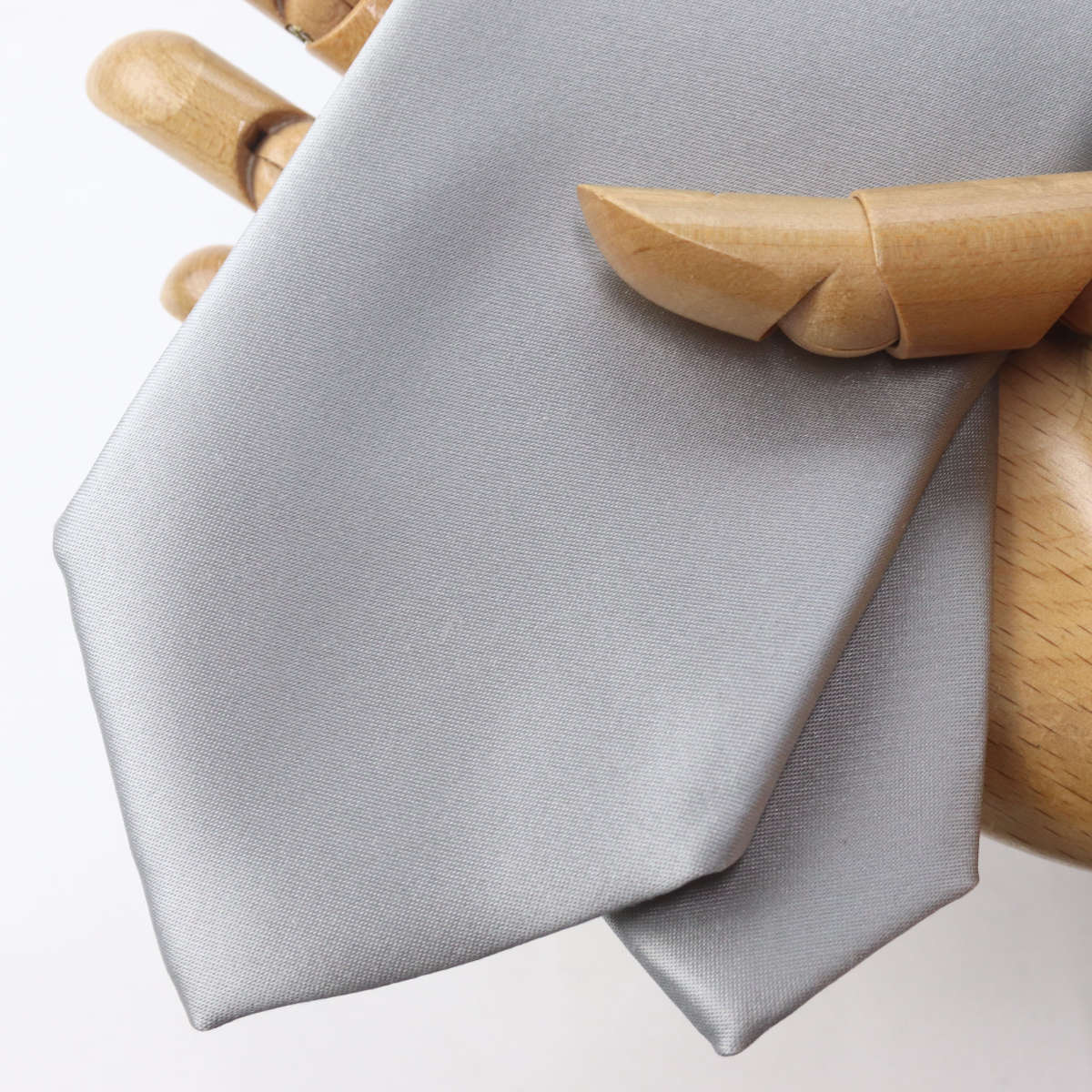 ネクタイ ウィンザーノット フォーマルタイ サテン無地 シルバーグレー